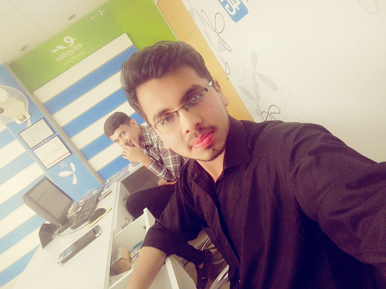 Selfie in Office — Steemit