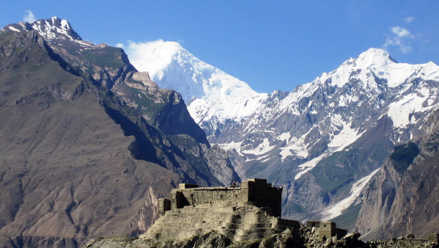 03 Hunza Altit Fort.jpg