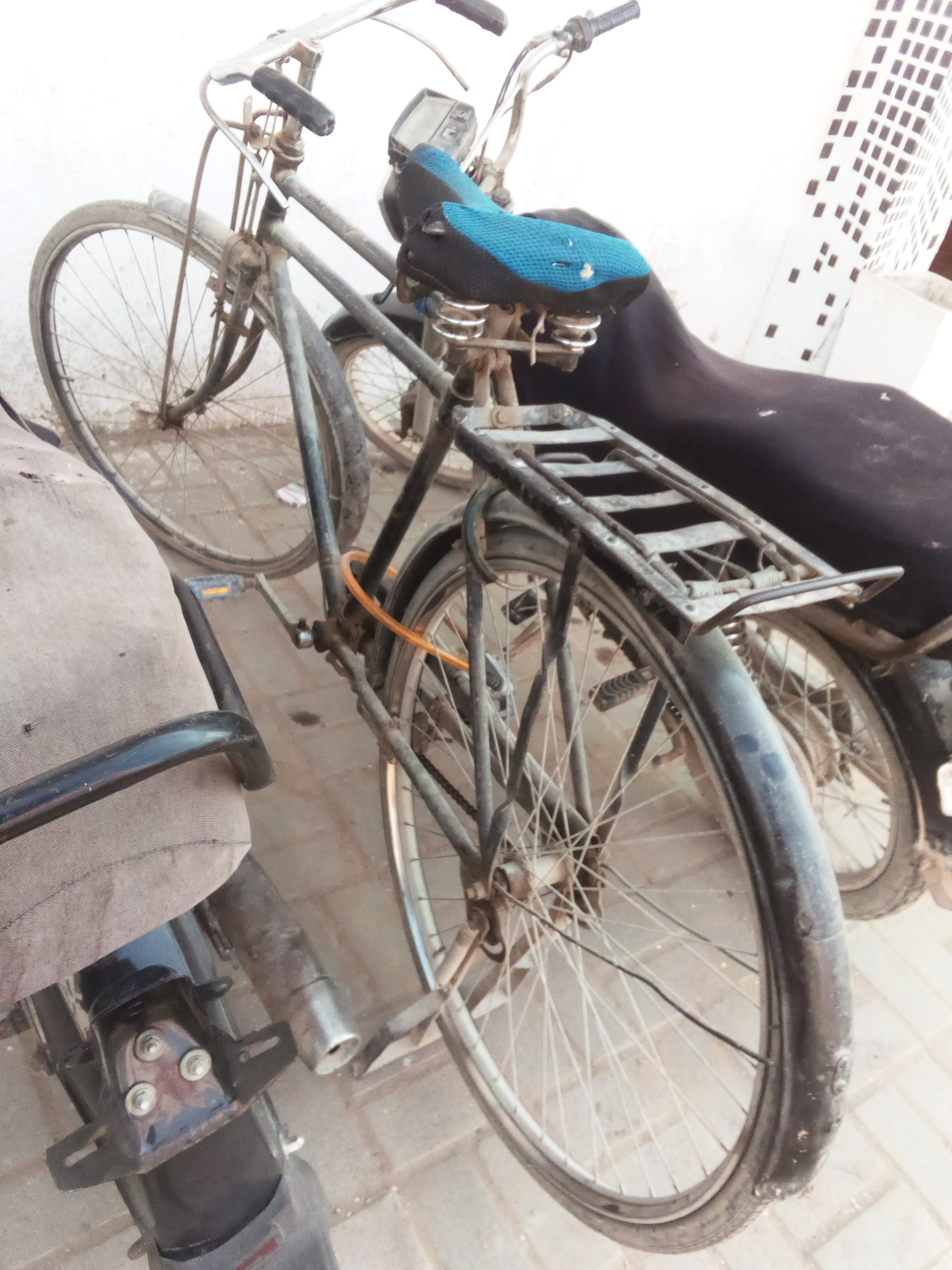 in Pakistan Old-Era Bicycles Still Rolling 🚲.jpg