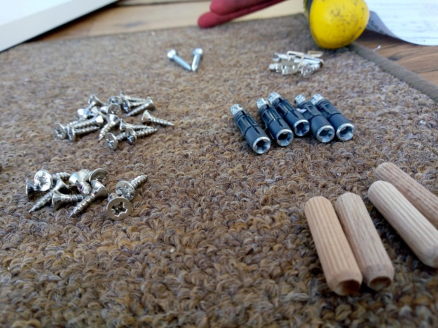 Screws and Fixings supplied.jpg