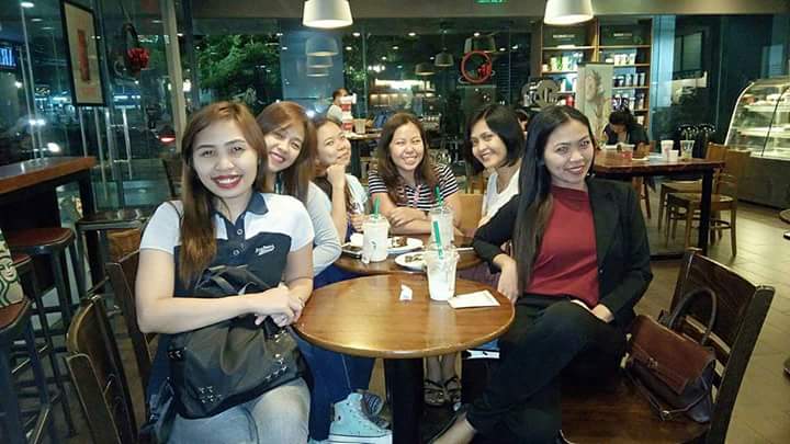 girls2.jpg