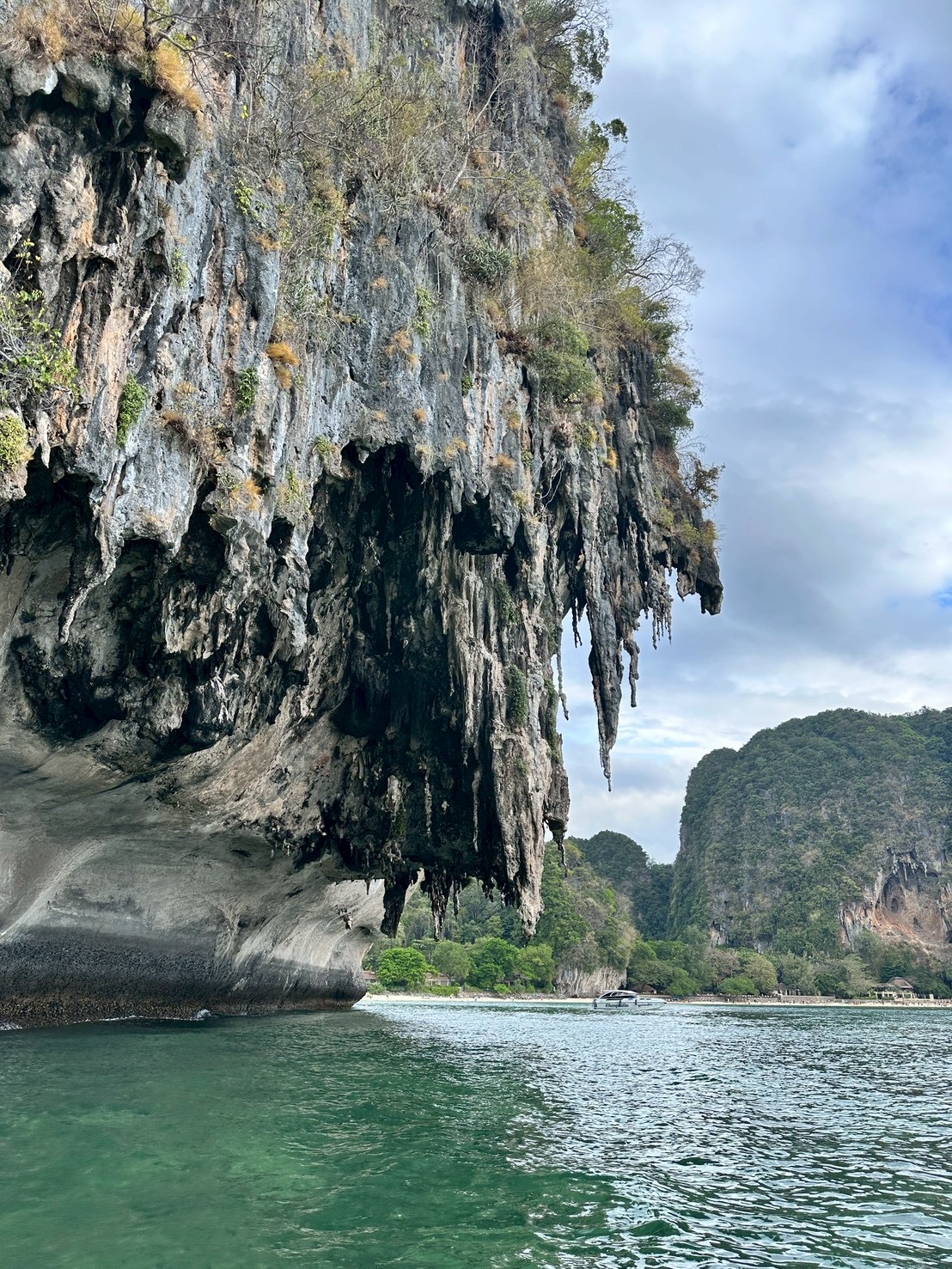 Railay Beach10.jpg