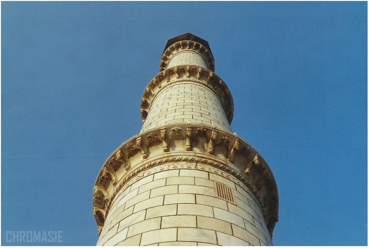 India03.png