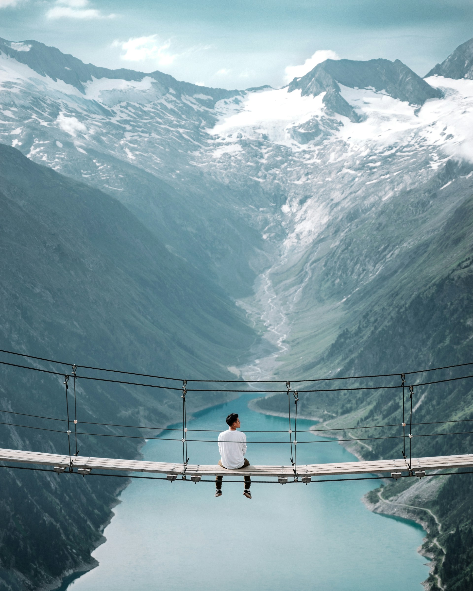 alex-azabache-BReigPd7XnQ-unsplash (1).jpg