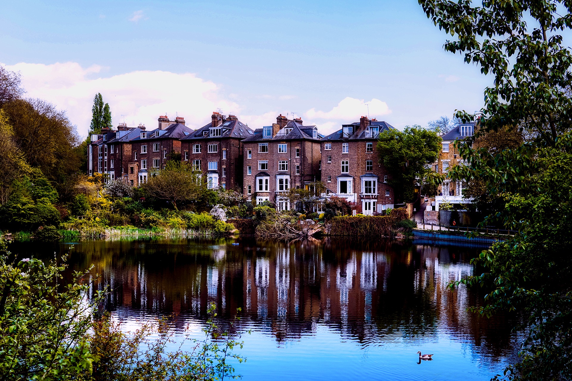 london-2372362_1920.jpg