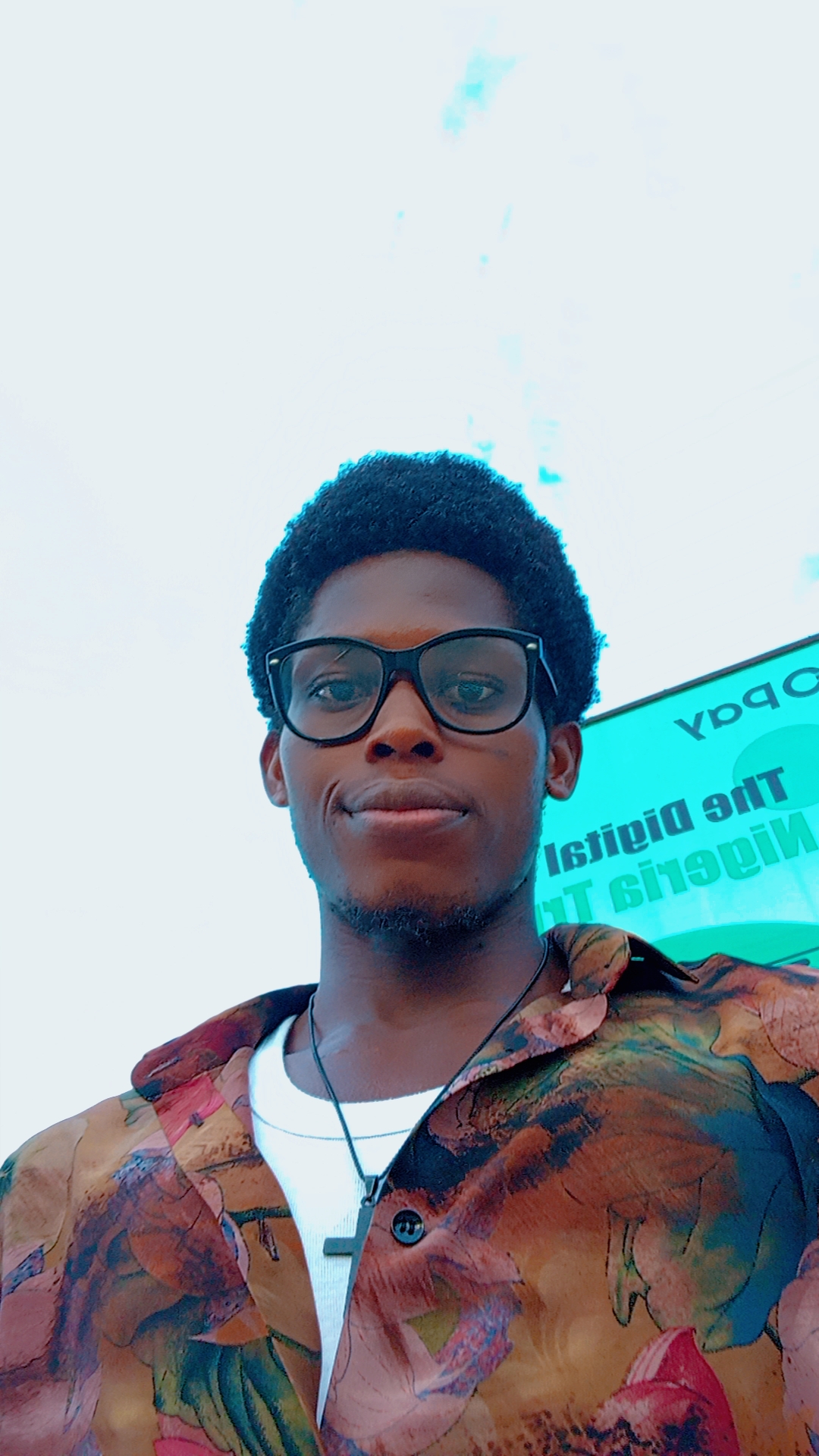 A QUICK SELFIE ON MY WAY TO