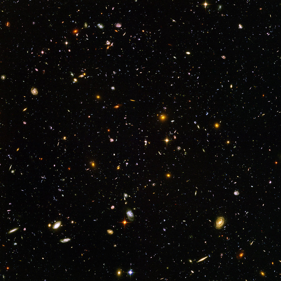 900px-Hubble_ultra_deep_field_high_rez_edit1.jpg