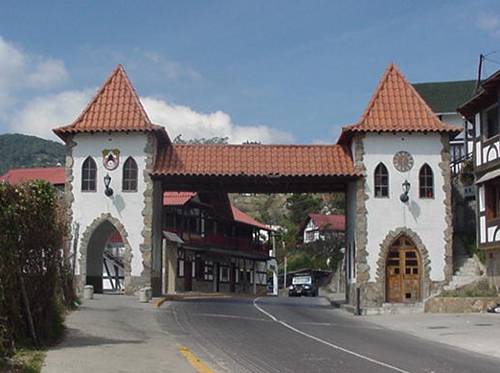 entrada_colonia_tovar.jpg