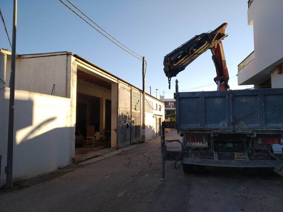LLUGAT.maquinasbyebye1.jpg