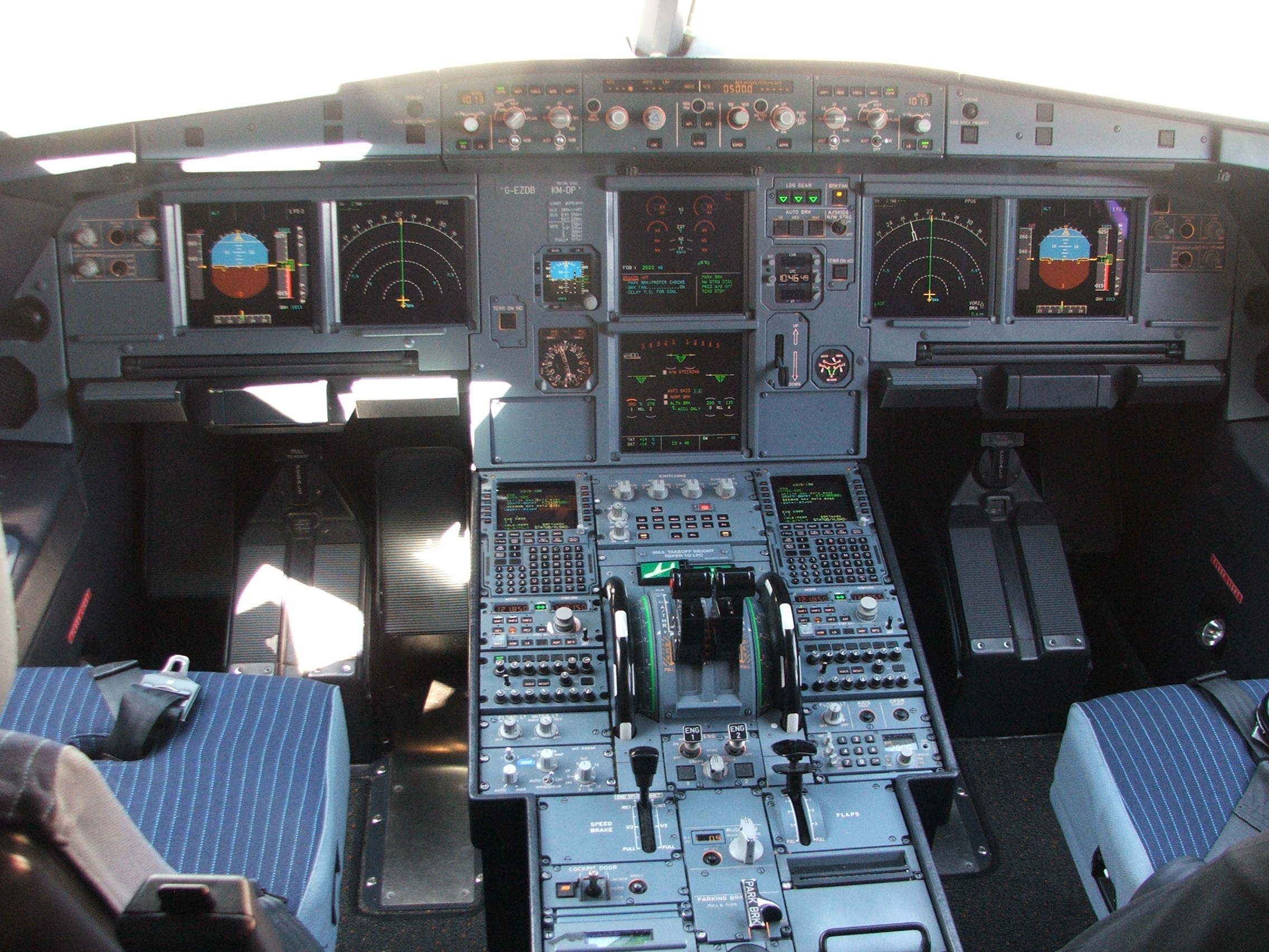 Easyjet A319 Cockpit - Flickriver Photoset Airbus A319 By Albspotter ...