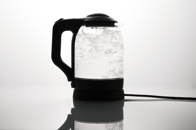 engin-akyurt-pVD5AIpHNhU-unsplash Wasserkocher.jpg