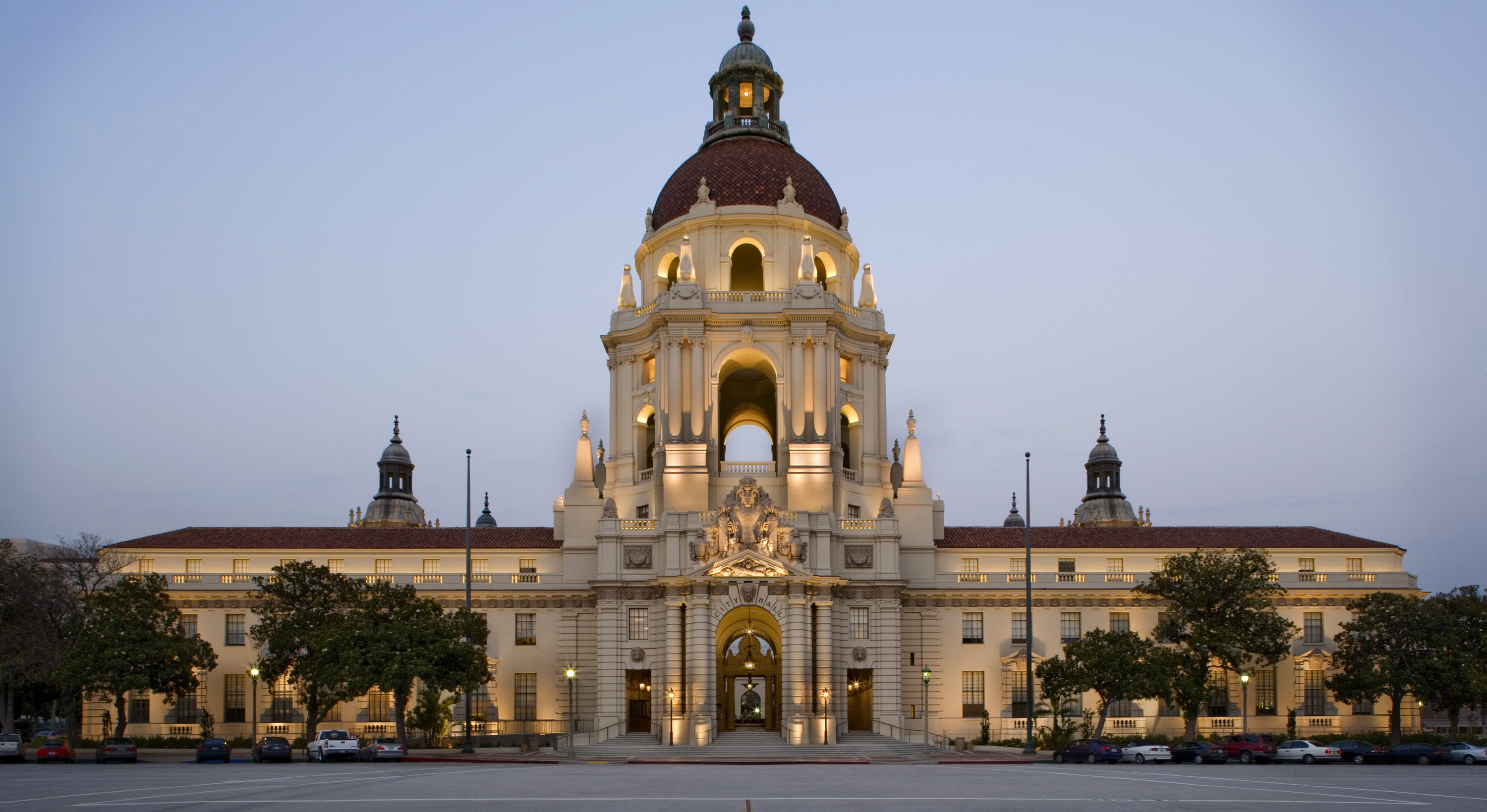 Pasadena_City_Hall_David_Wakely_(cropped).jpg