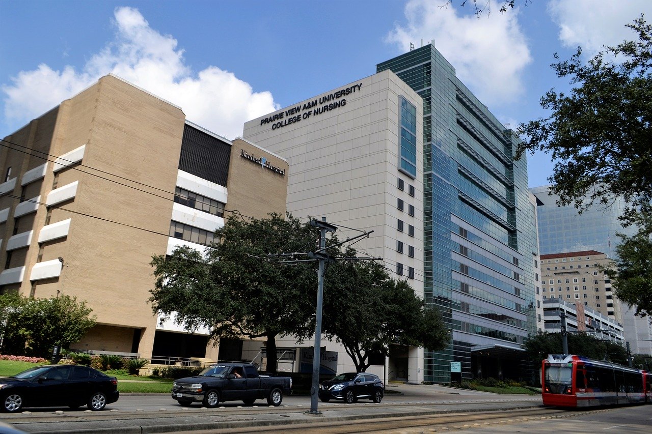 prairie-view-a-m-university-2849515_1280 (1).jpg