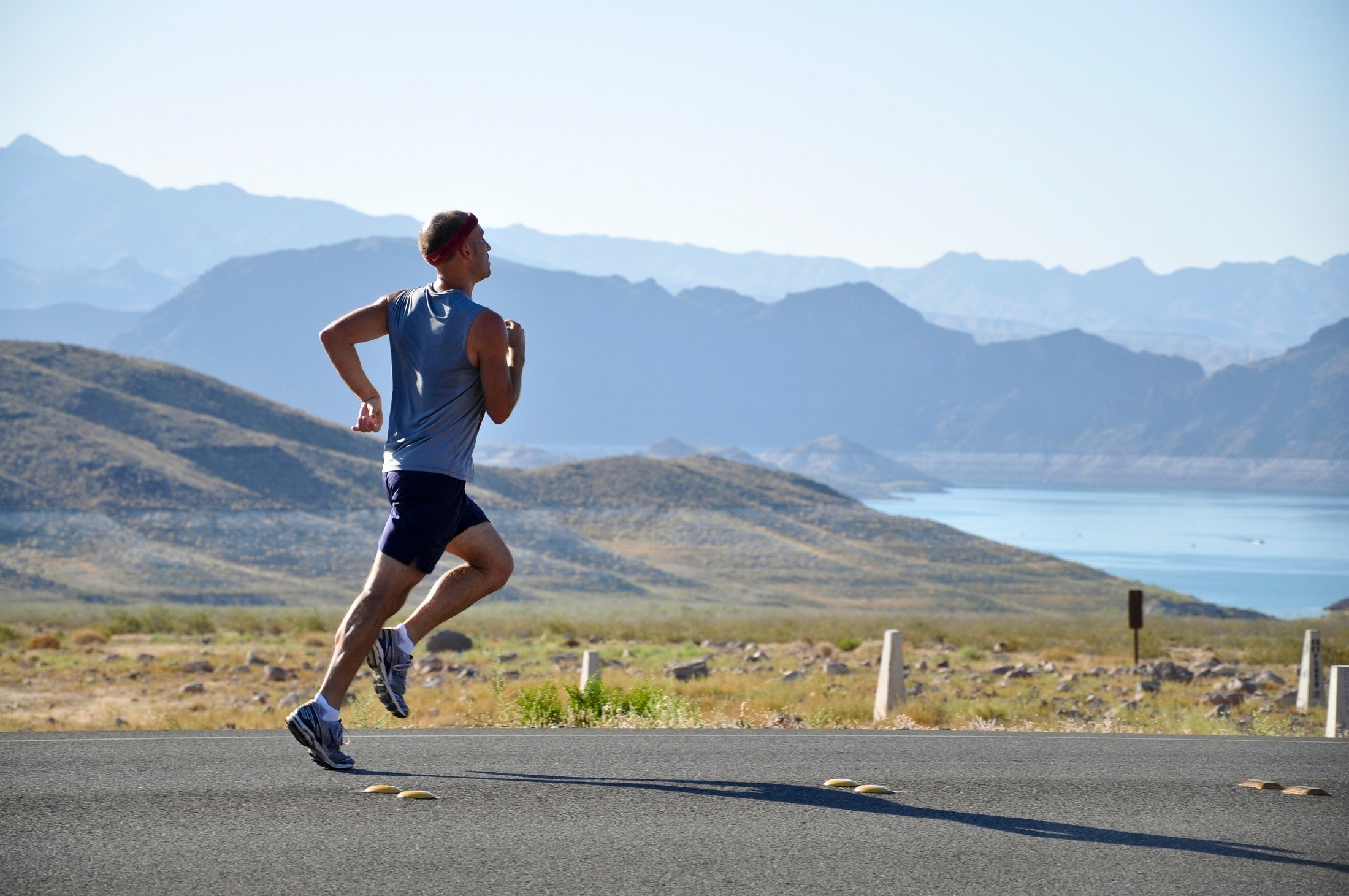 adventure-athlete-daylight-235922.jpg