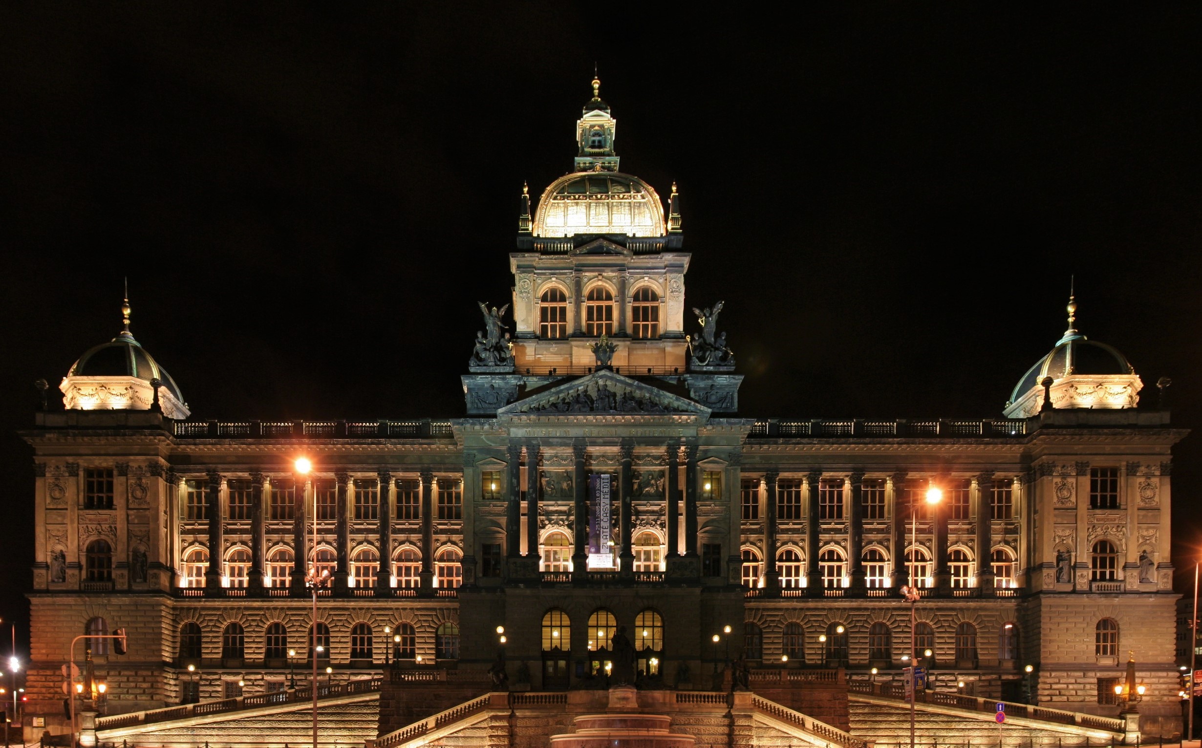 Narodni_muzeum.jpg