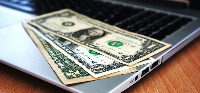 moke-money-online.jpeg