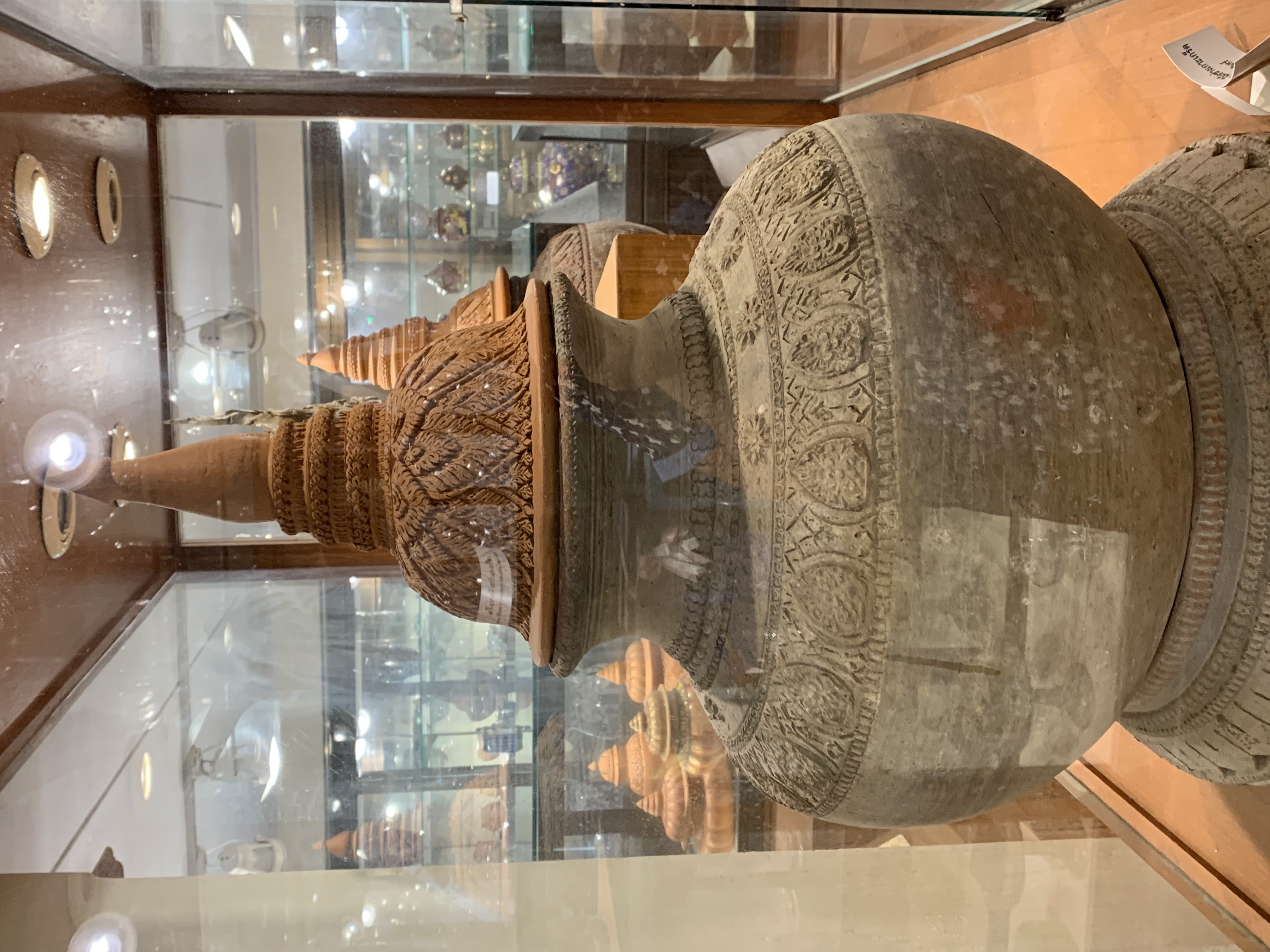 Thai Ceramics Exhibition Hall28.jpg