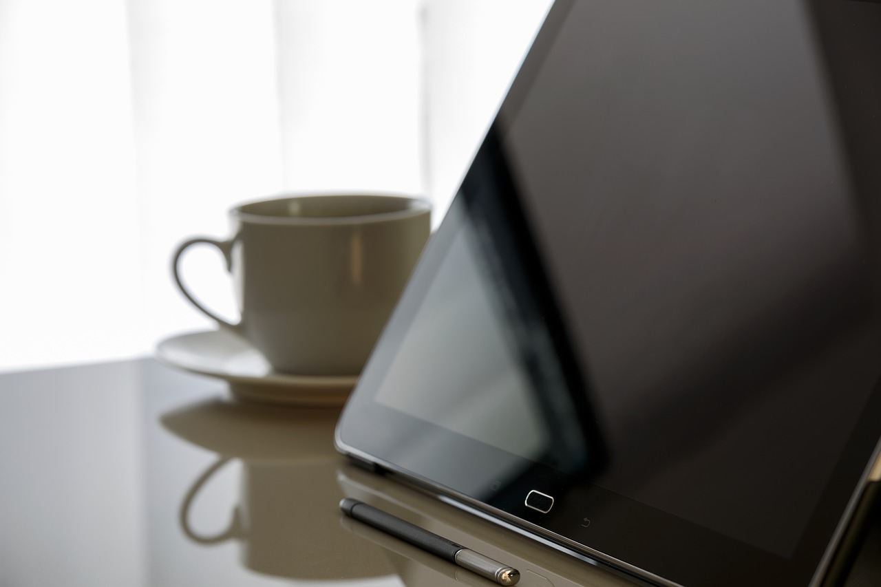 tablet-1939255_1280.jpg