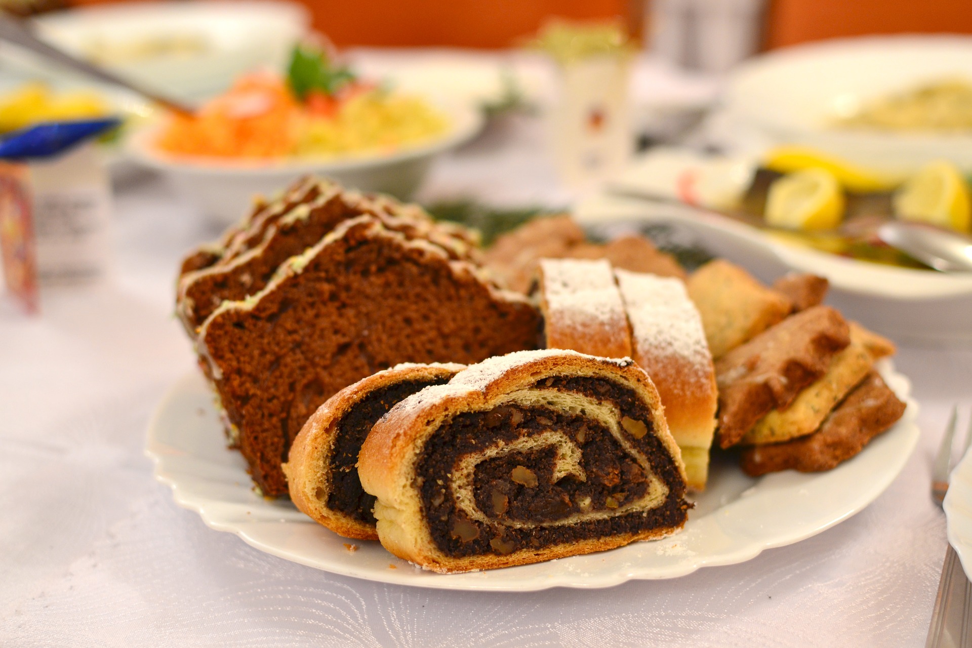 christmas-cakes-1107927_1920.jpg