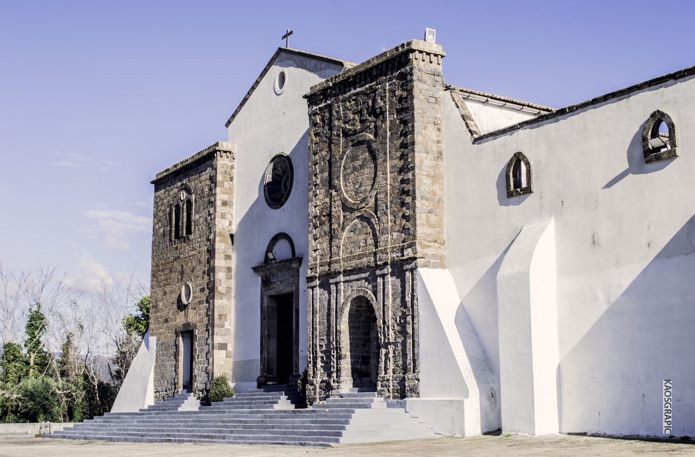 1monastry3.jpg