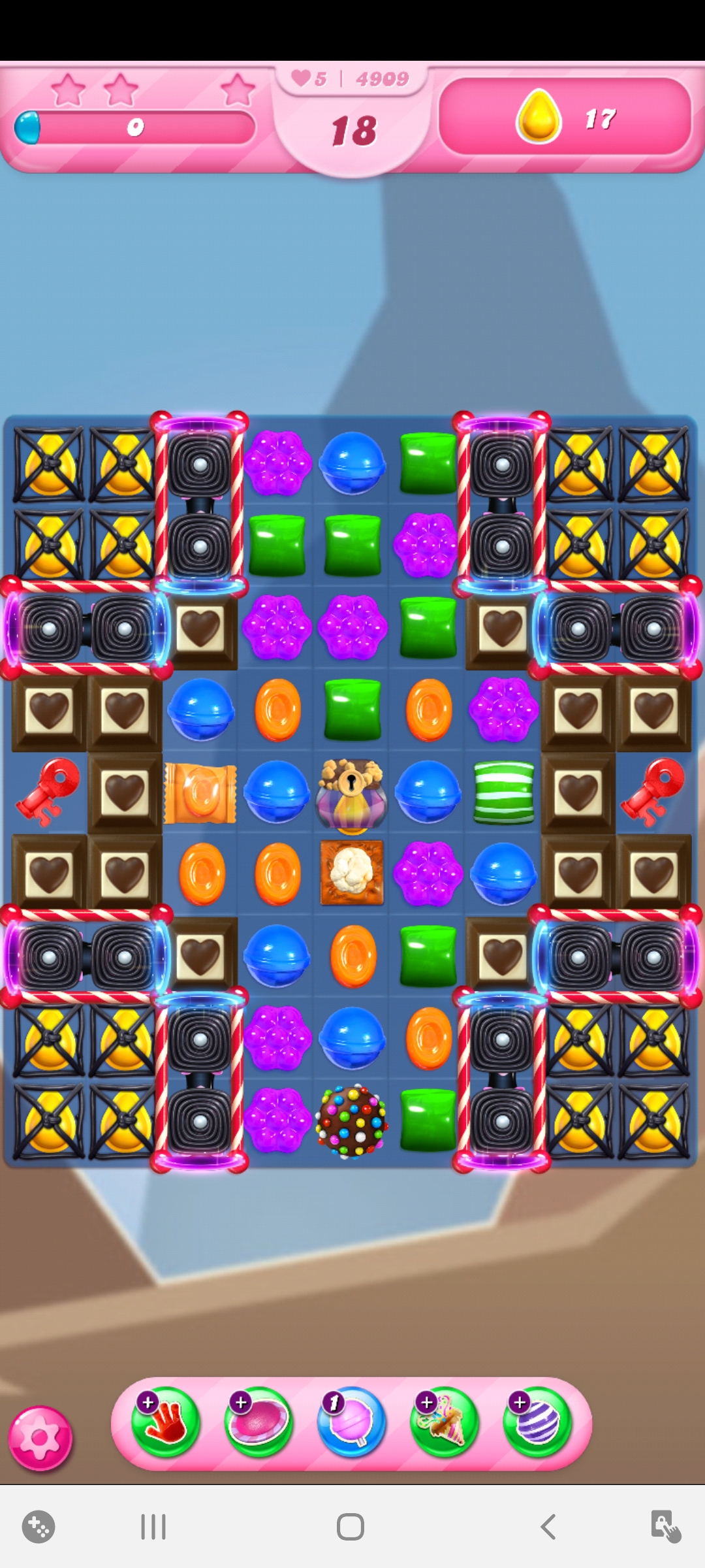 Screenshot_20201017-195307_Candy Crush Saga.jpg