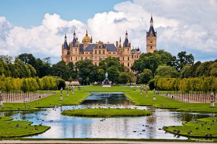 Schwerin-Castle-Germany-1.jpg