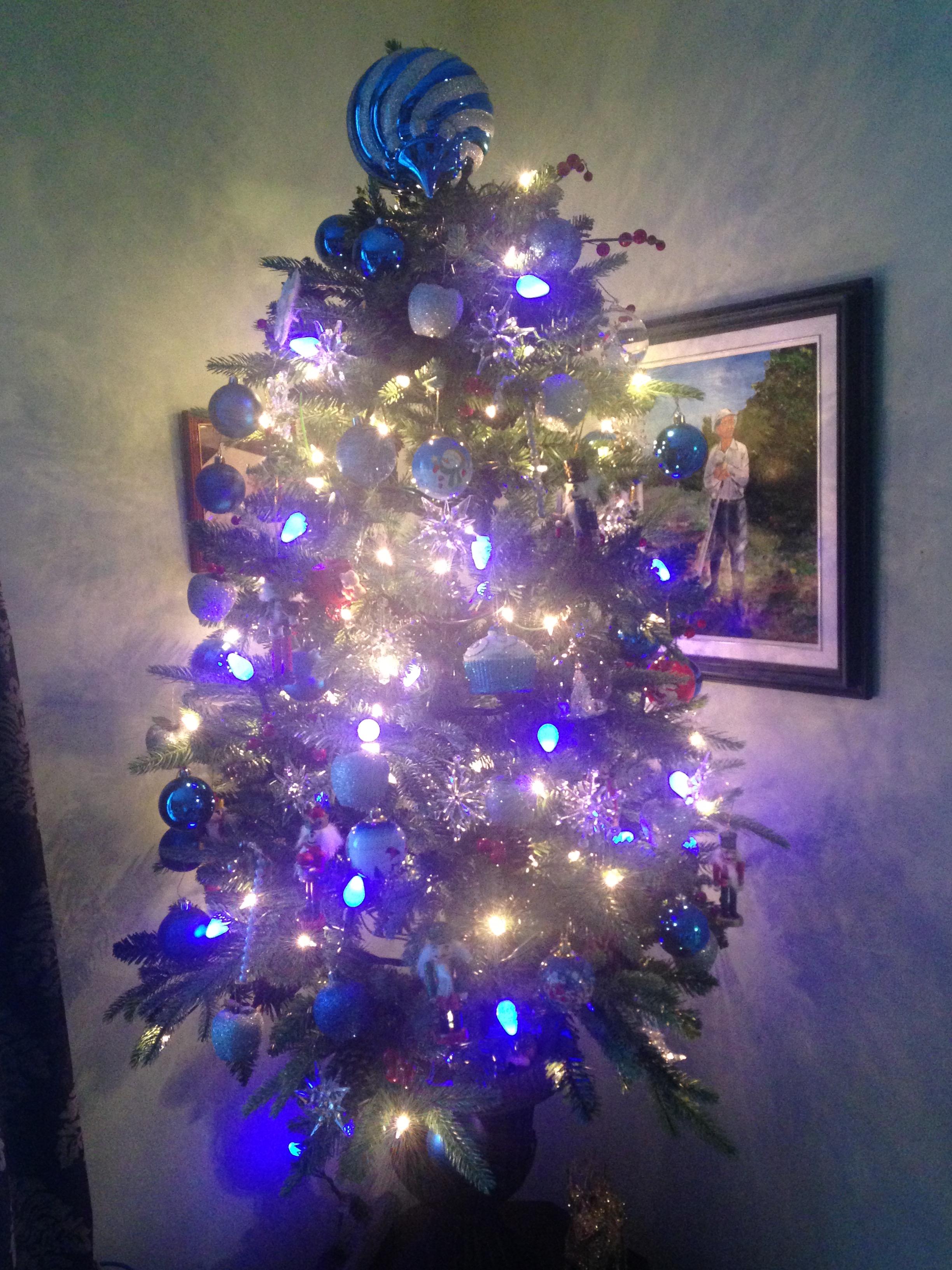 x-mas tree.JPG