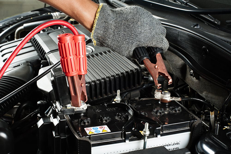 Car battery 4 jumpcar.jpg