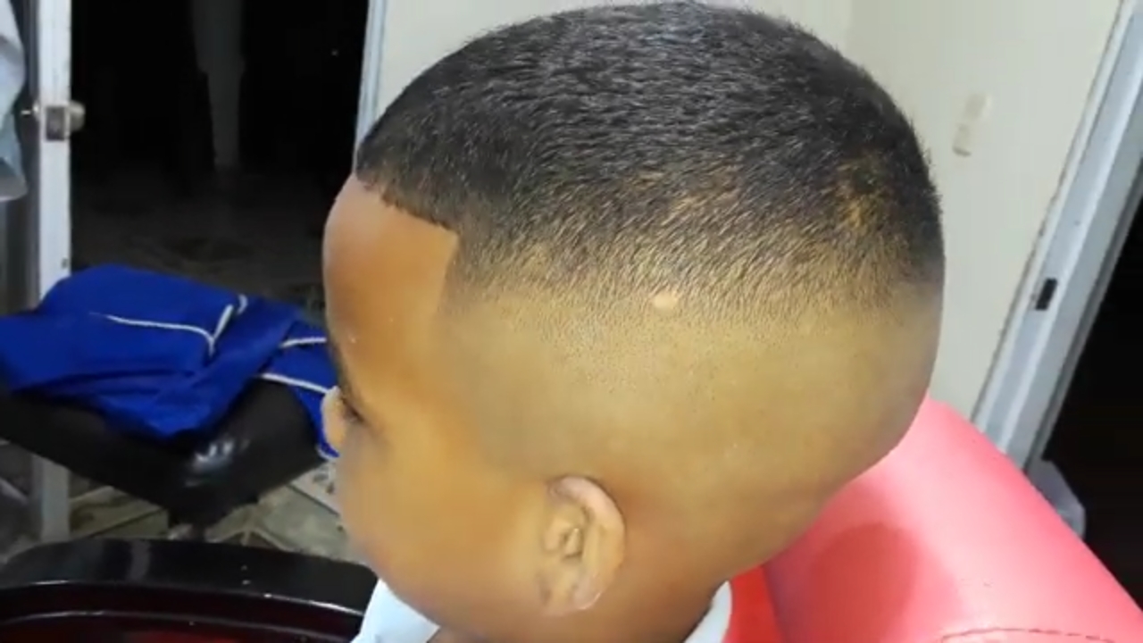 Screenshot_20230422-235845_YouTube.jpg