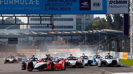 190226135225-formula-e-racing-large-169.jpg