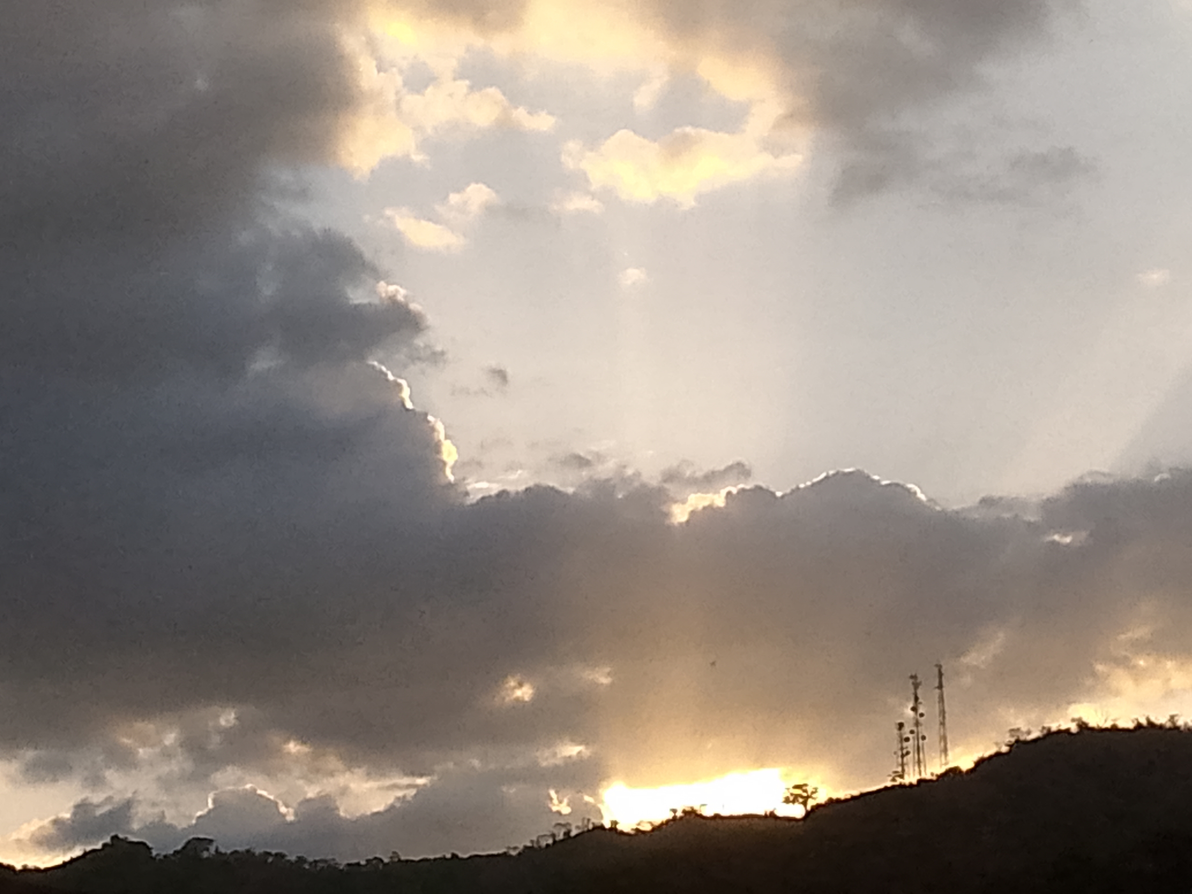 FotoGrid_20260513_193552086.jpg