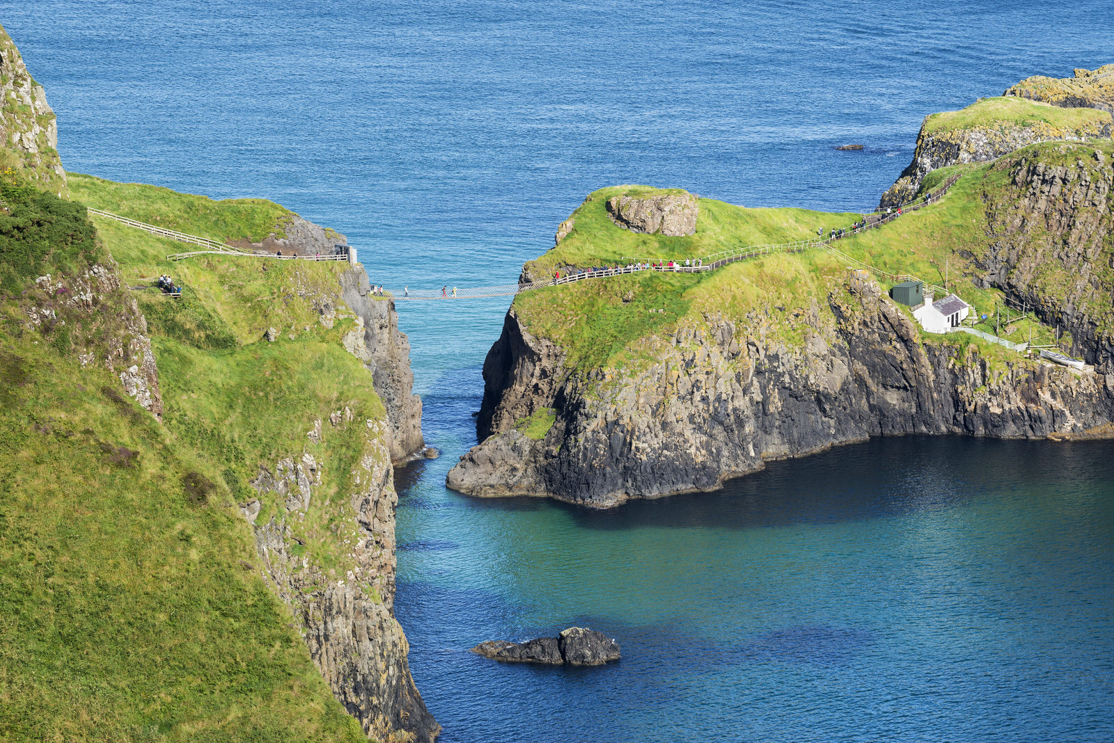 Carrick-a-Rede-Rope-Bridge_CS.jpg