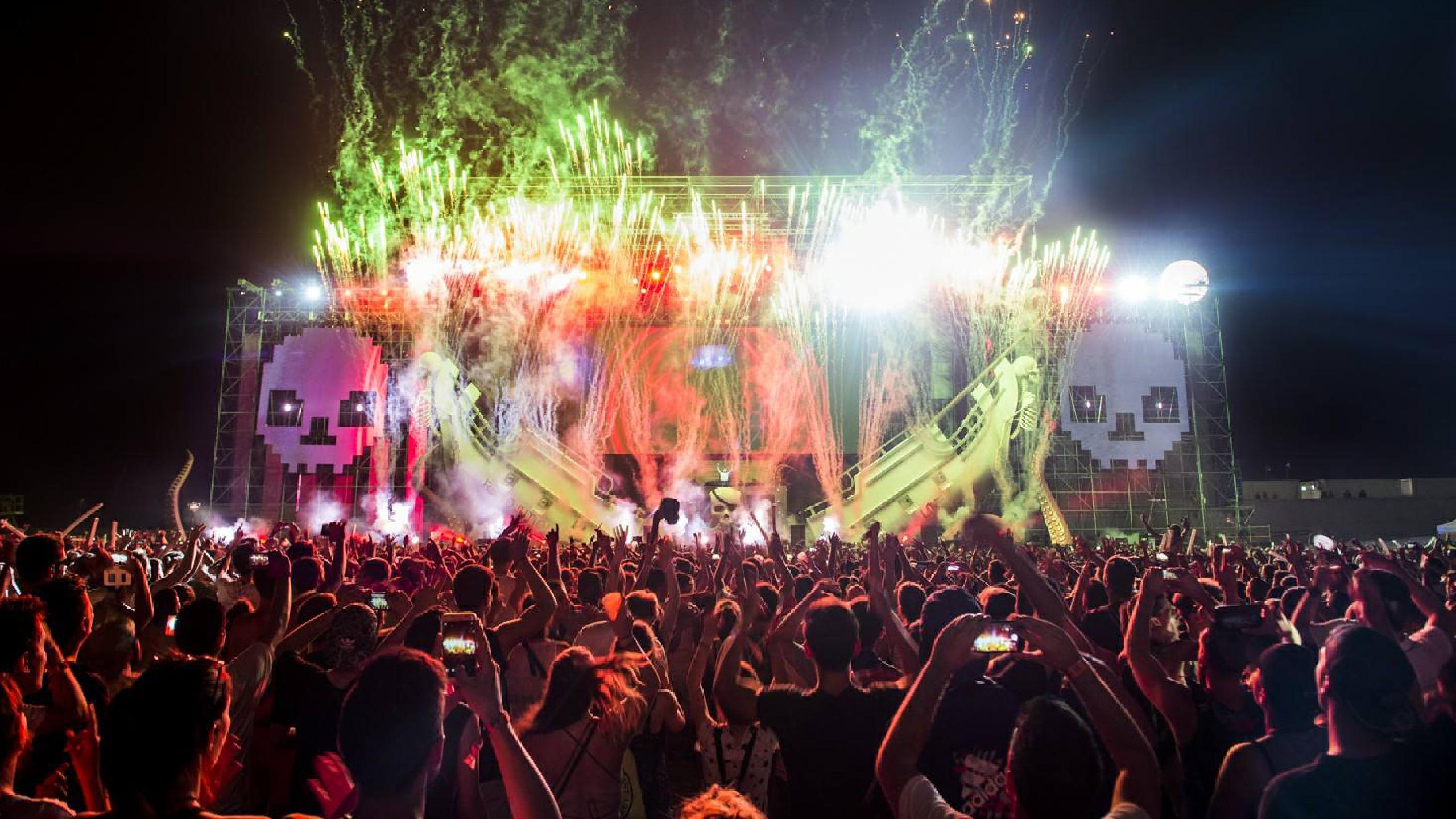 barcelona-beach-festival-2018-1500895058.78.2560x1440.jpg