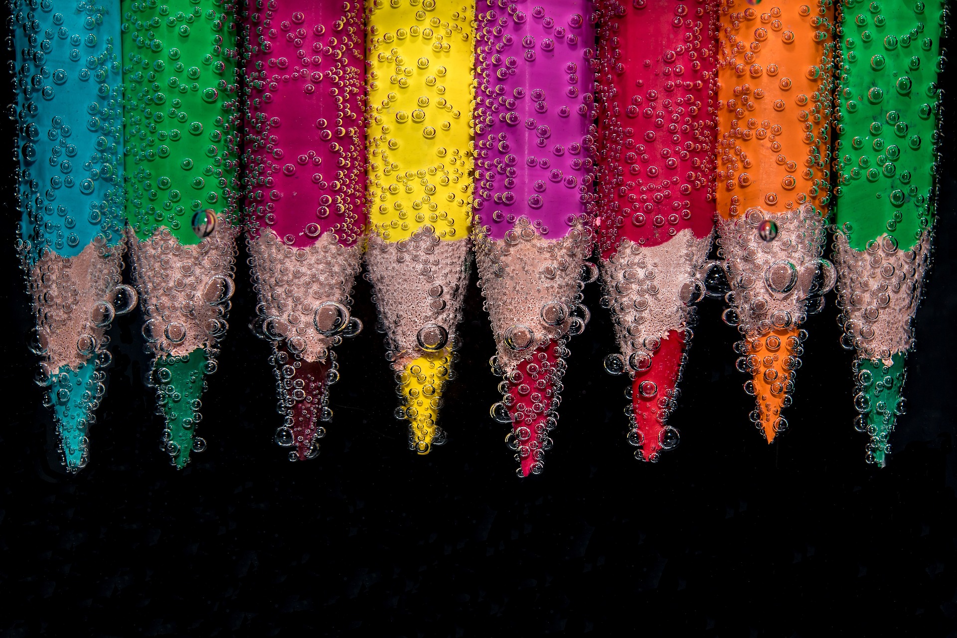 colorful-2137080_1920.jpg