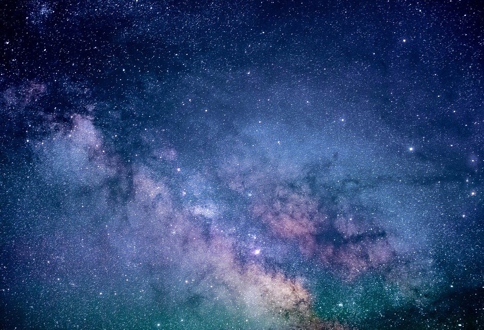 astronomy-1867616_960_720.jpg