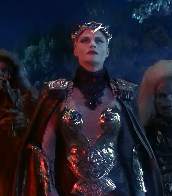 he-man (Evil-Lyn).jpg