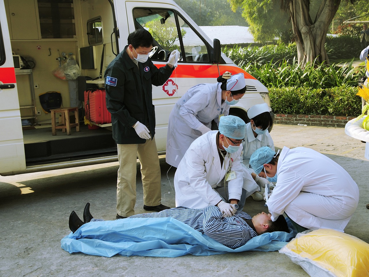 medical-emergency-1057706_1280.jpg