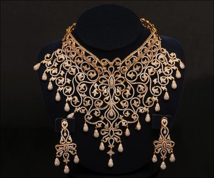 Diamond-Studded-Gold-Set.jpg