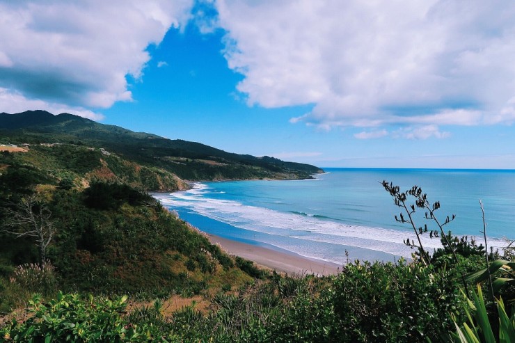 Raglan-Photo-by-Holly-Martin-740x493.jpg