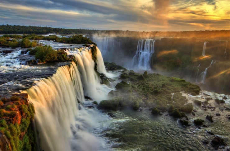 Iguazu-Photo-from-Itravel-740x485.jpg