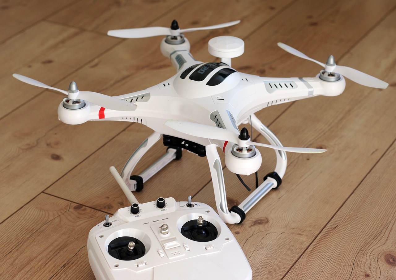 quadrocopter-1033642_1280.jpg