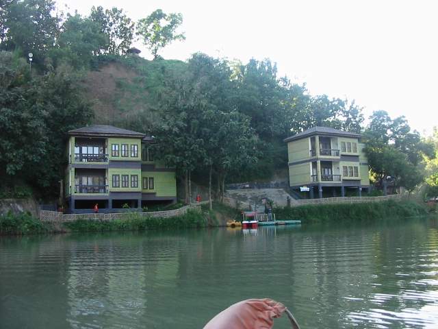 Foy's_Lake_(8).JPG