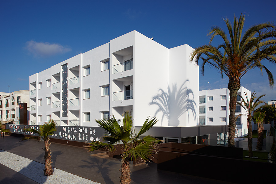 Sun Apartments 026.jpg