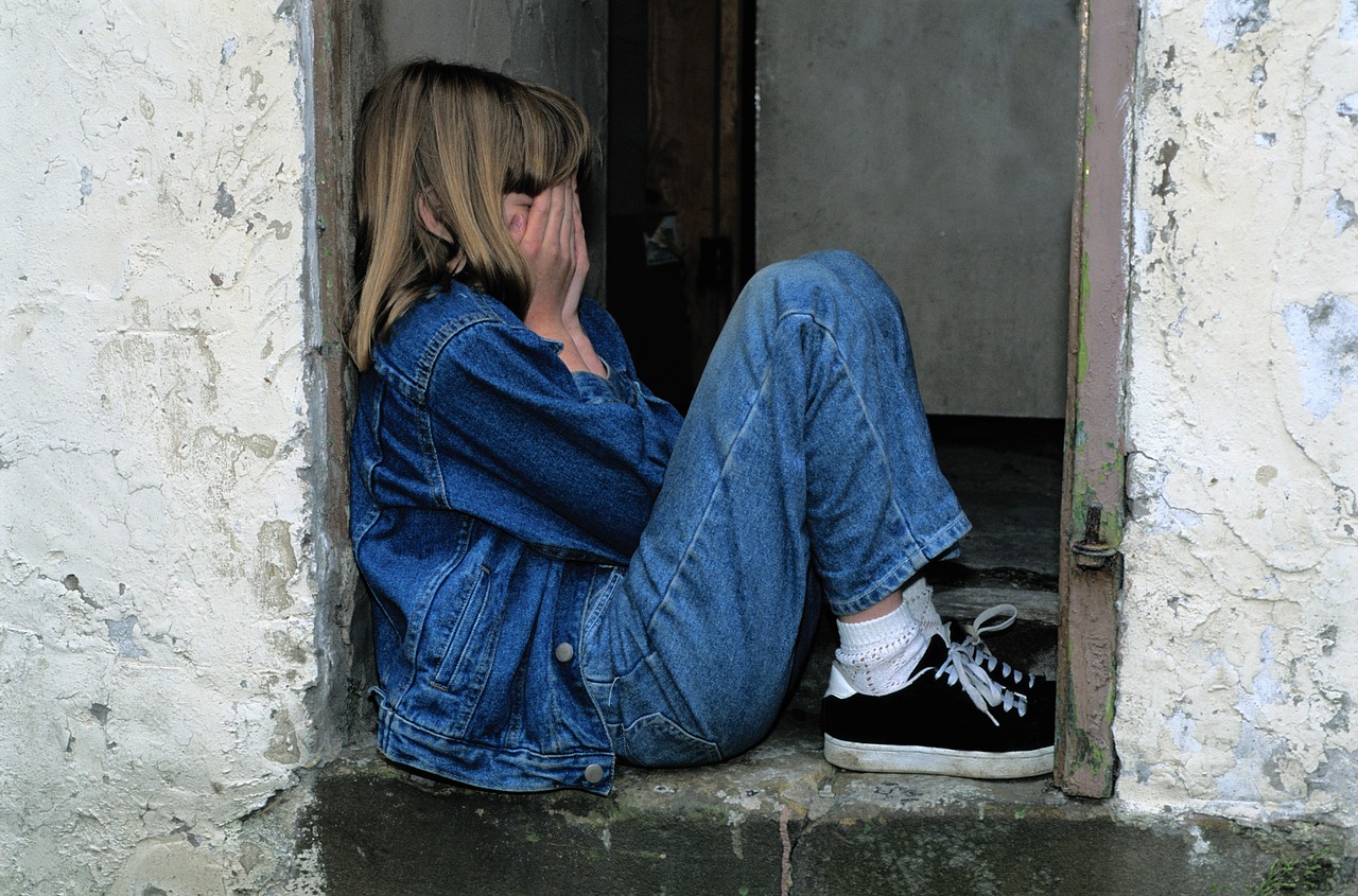 child-sitting-1816400_1280 (1).jpg