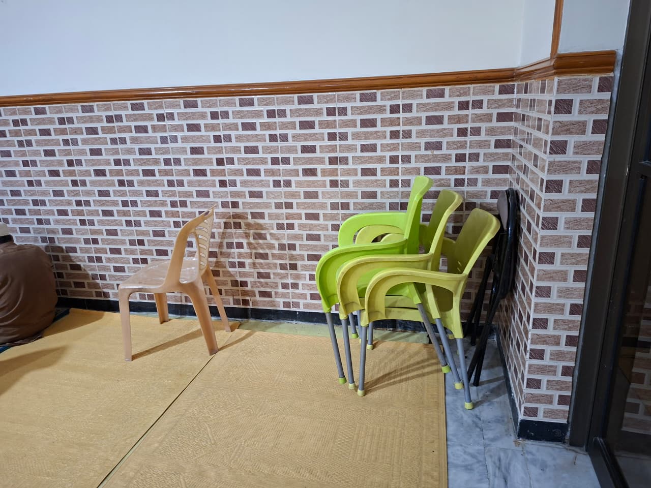 musjid chairs.jpeg