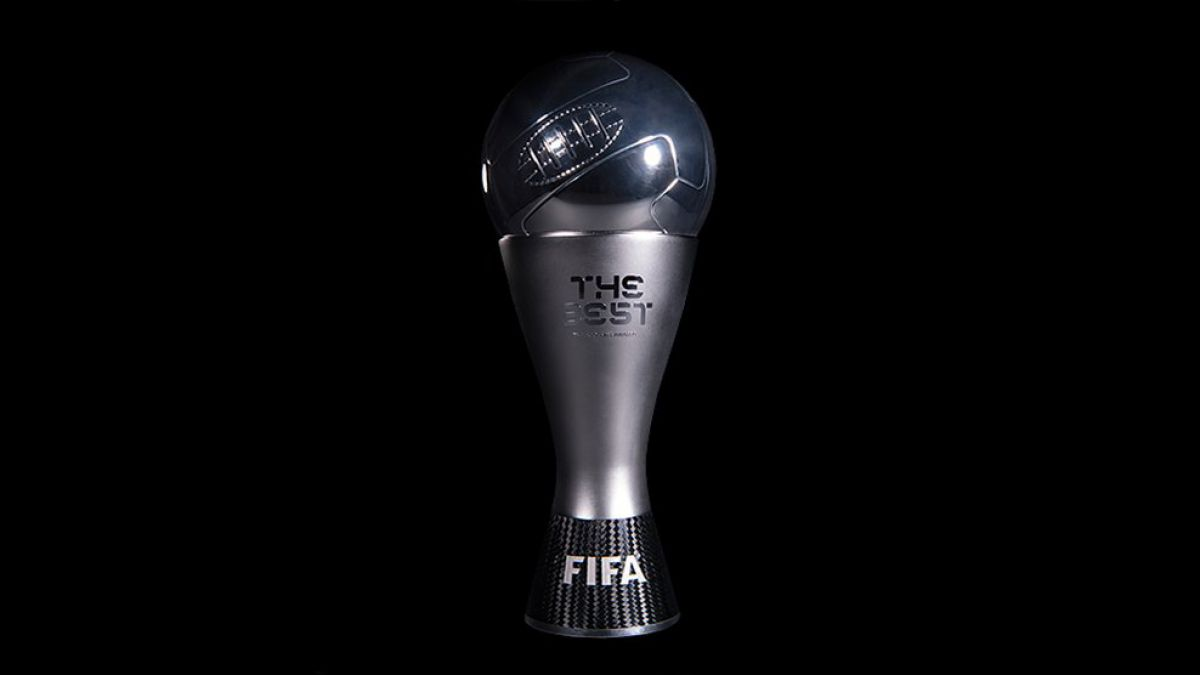 Фифа зе бест. Кубок FIFA the best. Трофей the best FIFA Football Awards 2022. Игрок года ФИФА трофей. Награда the best FIFA.