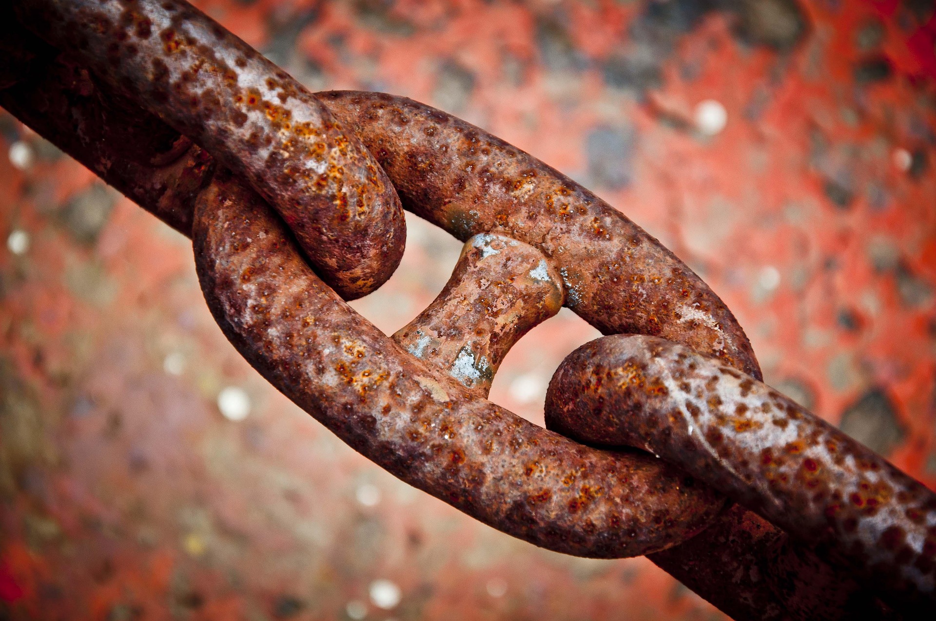 cortixxx-chain-566778_1920.jpg