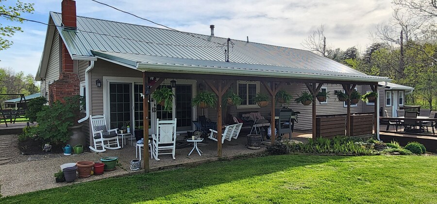 metal roofing company.jpg