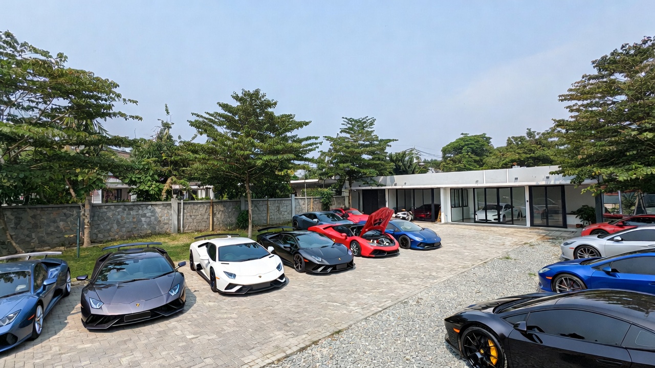 Bengkel Mobil Sport Jakarta 2.jpg