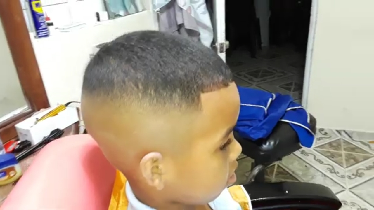Screenshot_20230422-235907_YouTube.jpg